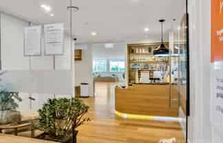 Immaculate studio / wellness space in Takapuna