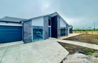 26 Gertrude Cole Road, Clarks Beach