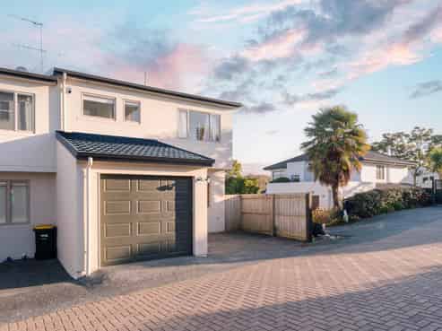 1/34 Fields Parade, Oteha