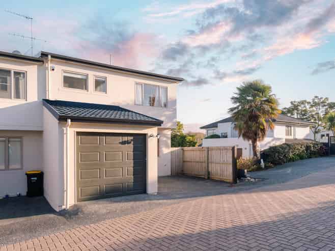 1/34 Fields Parade, Oteha