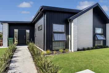 13 Te Au Rere Crescent , Cambridge