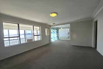 18 Harbour Drive, Otumoetai