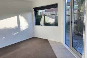 15A Burnside Court, Rosedale