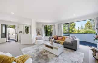 2/18 Stredwick Drive, Torbay