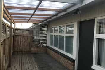 2/188 Captain Springs Road, Onehunga