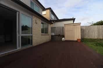 Granny Fla/65 Castlederg Drive, Flat Bush