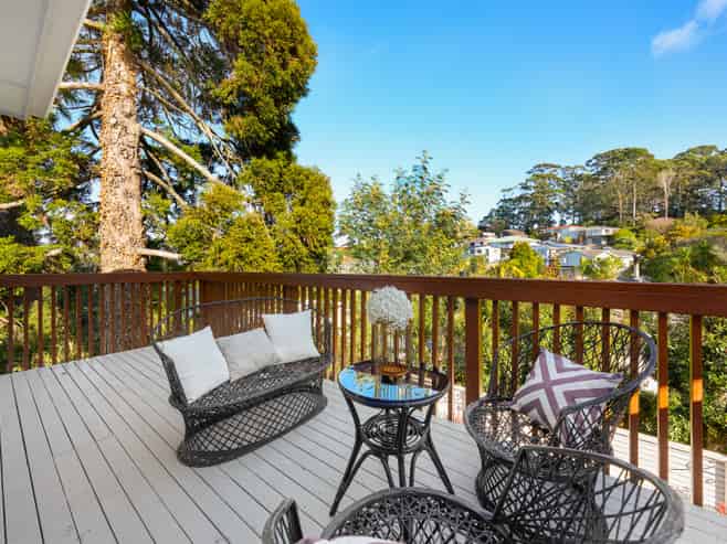 51 Ravenwood Drive, Forrest Hill