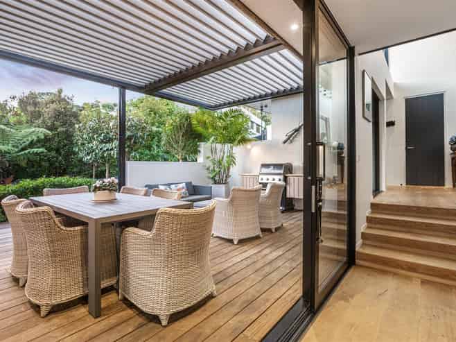  2A Peter Terrace, Castor Bay