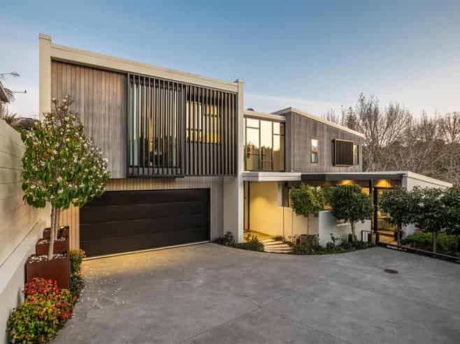  2A Peter Terrace, Castor Bay