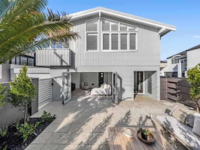  1/11 Cecil Road, Milford