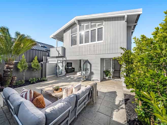  1/11 Cecil Road, Milford