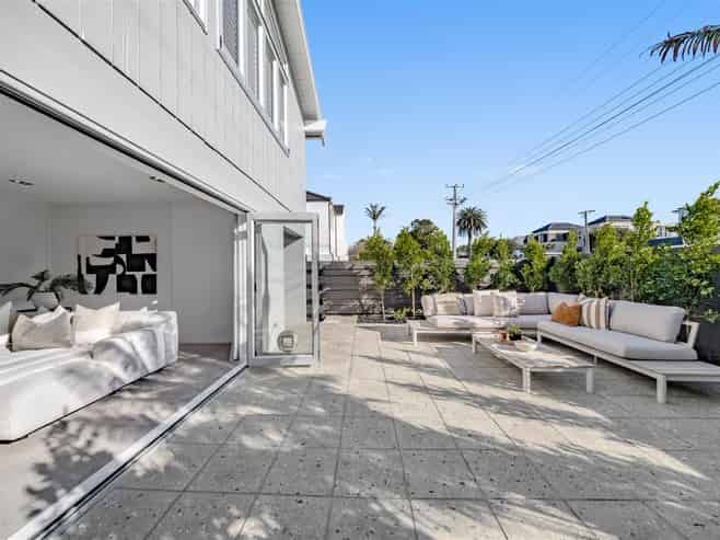  1/11 Cecil Road, Milford