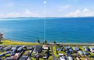 903 East Coast Road, Kaiaua