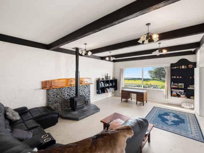 903 East Coast Road, Kaiaua