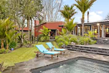 901A South Head Road, Helensville