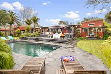 901A South Head Road, Helensville