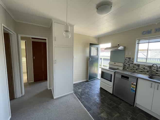 2/24 Coventry Ave, Tamatea