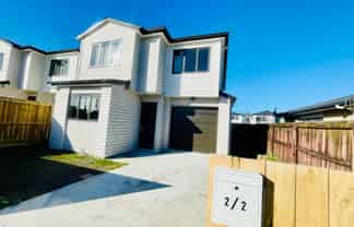 2/2 Cameron Street, Papakura