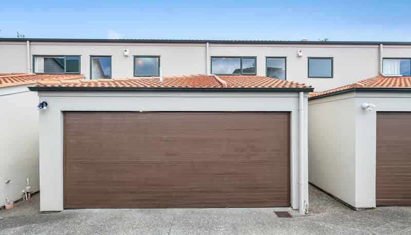 270 Sunset Road, Windsor Park