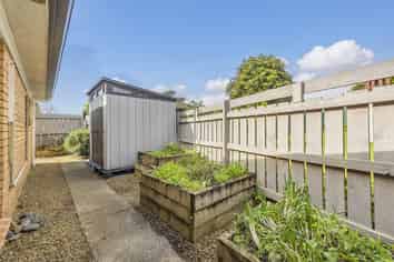 Auckland - Address withheld