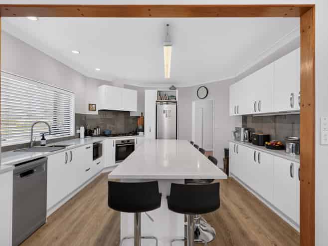 12 Wainscott Street, Greenmeadows