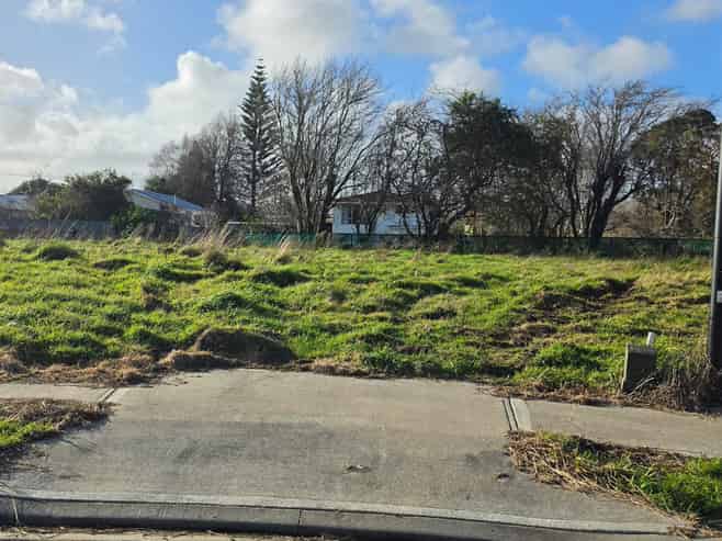 15 Rayner Lane, Marton