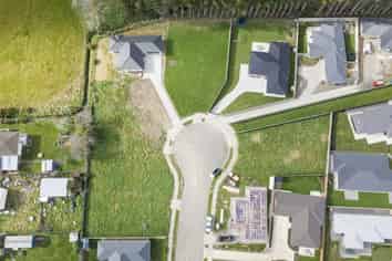 14 Rayner Lane, Marton