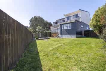 2/25 Kingsbridge Place, Newlands