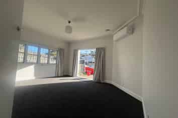 526 Adelaide Road, Berhampore