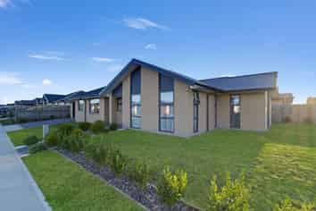 41 Cousins Street, Ravenswood