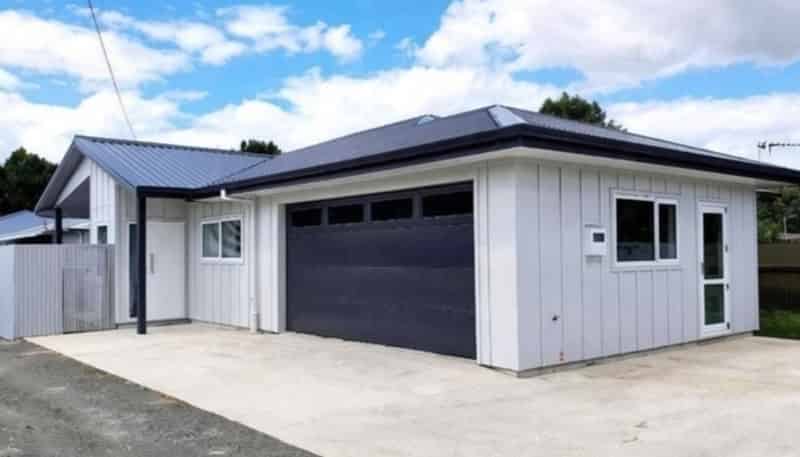 702B Murdoch Road East, Akina