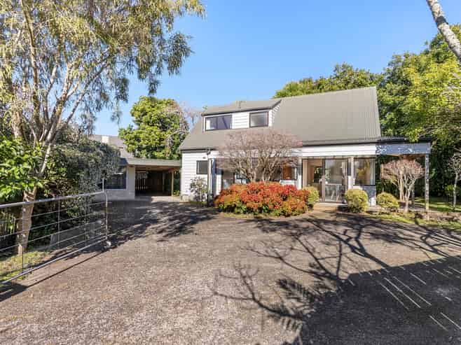 2/105 Glendale Road, Glen Eden