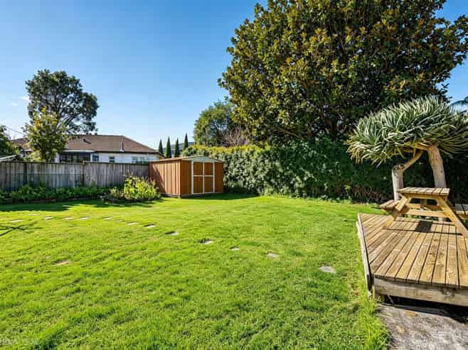 15 Carmen Avenue, Mount Eden