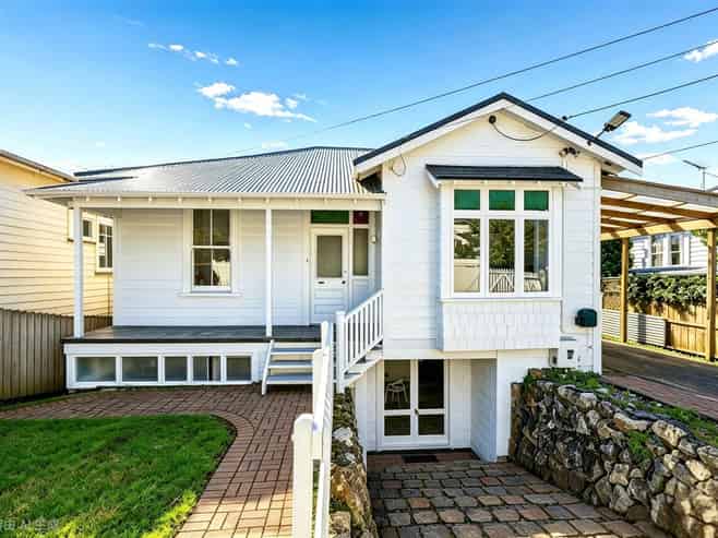 15 Carmen Avenue, Mount Eden