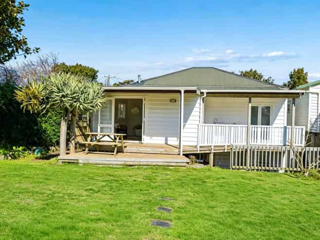 15 Carmen Avenue, Mount Eden