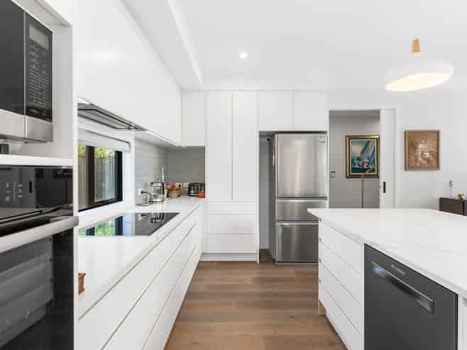 30C Pembroke Crescent, Glendowie