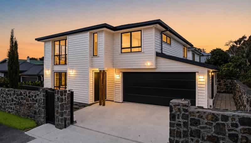 8 Selcourt Road, Mount Albert