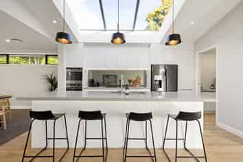 930a River Road, Queenwood