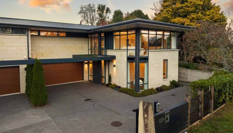 930a River Road, Queenwood