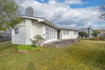 18 Vesty Avenue, Hillcrest