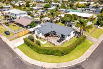 135B Robinson Road, Whitianga