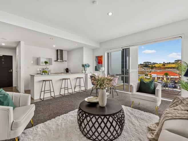 208/136 Stancombe Road, Flat Bush