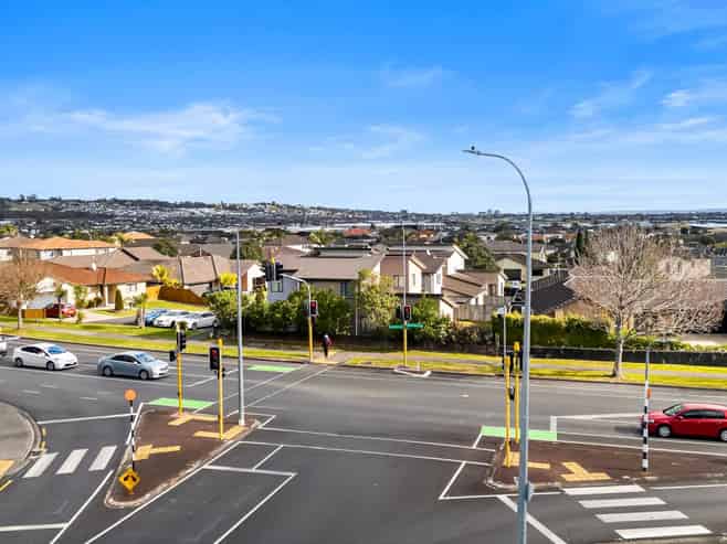 208/136 Stancombe Road, Flat Bush