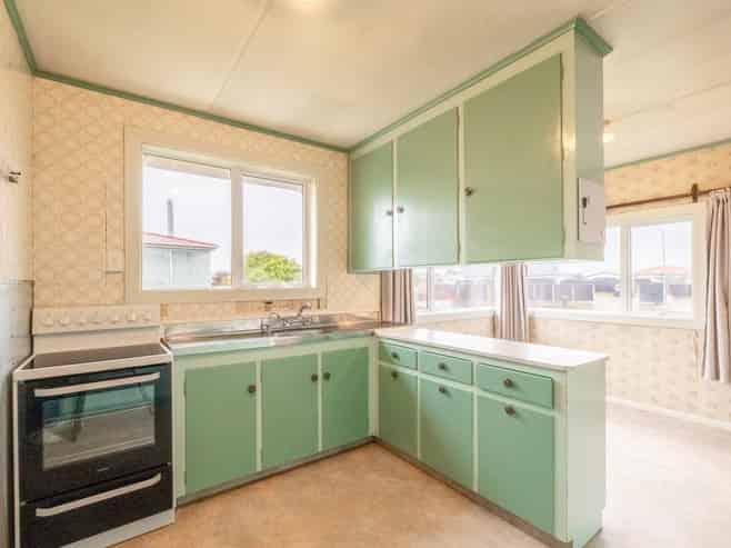 3 Paisley Court, Kew