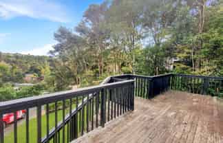 102 Park Hill Road, Birkenhead