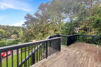 102 Park Hill Road, Birkenhead