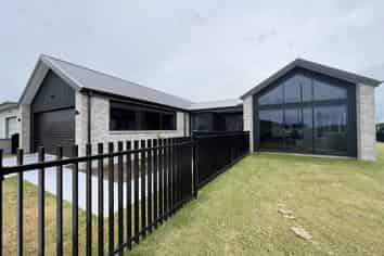 2 Rauiri Drive, One Tree Point