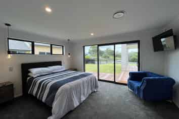 2 Rauiri Drive, One Tree Point