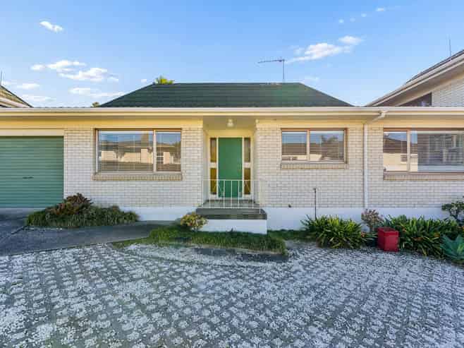 2/3 Quebec Road, Milford