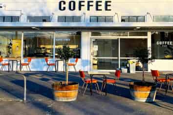 Turnkey Café with Proven Performance